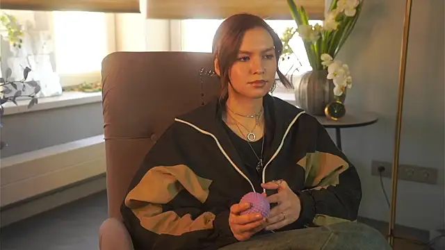 ArleneShry online show from March 22, 2026, 10:40 am