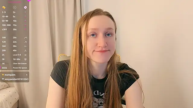 mowalova online show from July 31, 2026, 5:18 am