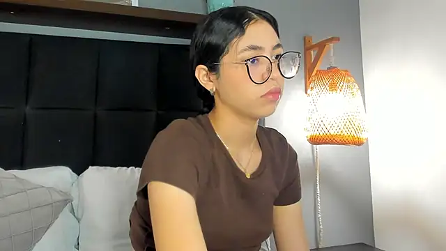 Snapshot of sofi_alix chatting on May 21, 2026, 6:59 pm sofi alix online show from May 21, 2026, 6:59 pm