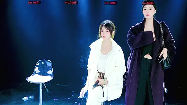 Snapshot of Honey-222 chatting on March 22, 2026, 2:20 pm Honey-222 online show from March 22, 2026, 2:20 pm