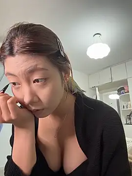 HANHAN886 online show from April 15, 2026, 10:33 am