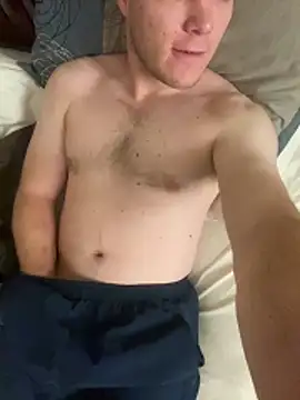 Snapshot of Gerrie75 chatting on April 7, 2026, 1:39 am Gerrie75 online show from April 7, 2026, 1:39 am