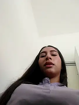 Sexy sara outdoorss online show from April 7, 2026, 3:34 pm