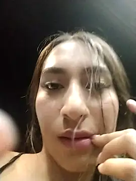 Sexy sara outdoorss online show from April 12, 2026, 3:22 am