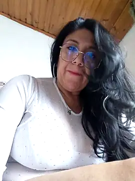 Mielx online show from April 4, 2026, 9:56 pm