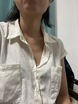 Snapshot of lilysister66 chatting on July 9, 2026, 5:06 pm lilysister66 online show from July 9, 2026, 5:06 pm