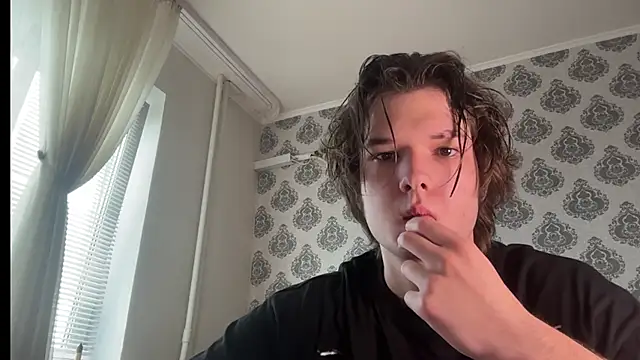 Snapshot of tomasdickpick chatting on June 7, 2026, 7:45 am tomasdickpick online show from June 7, 2026, 7:45 am