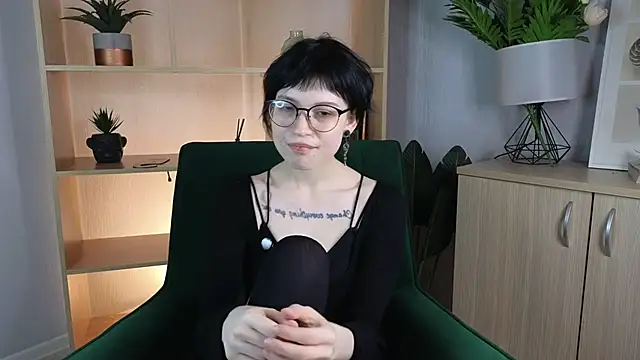 RubieNibbs online show from March 22, 2026, 12:41 pm