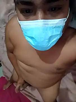 Snapshot of alexfrank24 chatting on April 13, 2026, 12:10 pm alexfrank24 online show from April 13, 2026, 12:10 pm