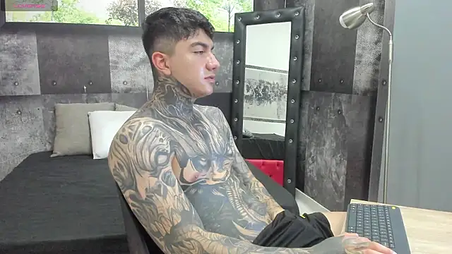 Gury tattoo online show from March 26, 2026, 5:40 pm