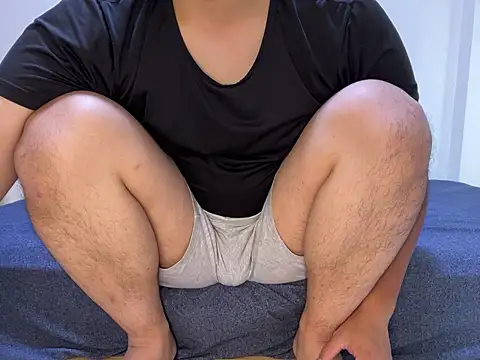 ChubbyTokyo online show from June 13, 2026, 12:52 am