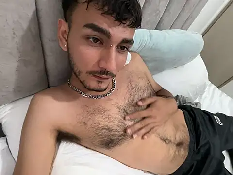 Snapshot of Velvet_man chatting on March 27, 2026, 2:17 am Velvet man online show from March 27, 2026, 2:17 am