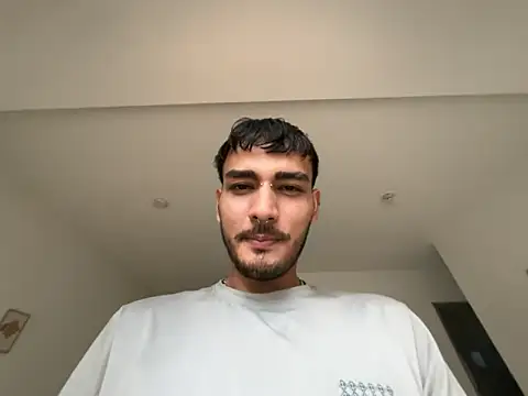 Snapshot of Velvet_man chatting on March 27, 2026, 8:52 pm Velvet man online show from March 27, 2026, 8:52 pm