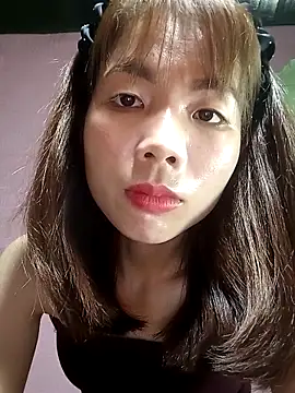 Snapshot of AmyLinee01 chatting on March 26, 2026, 5:02 am AmyLinee01 online show from March 26, 2026, 5:02 am
