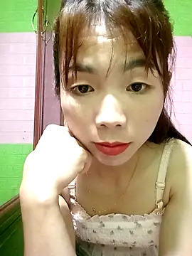Snapshot of AmyLinee01 chatting on March 31, 2026, 2:17 pm AmyLinee01 online show from March 31, 2026, 2:17 pm