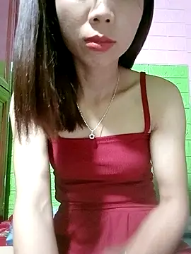 Snapshot of AmyLinee01 chatting on April 18, 2026, 7:58 pm AmyLinee01 online show from April 18, 2026, 7:58 pm