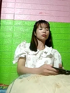 Snapshot of AmyLinee01 chatting on May 10, 2026, 8:58 pm AmyLinee01 online show from May 10, 2026, 8:58 pm