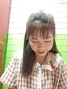 AmyLinee01 online show from June 19, 2026, 8:18 am