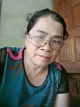 Snapshot of Funsexy1 chatting on June 19, 2026, 10:19 am Funsexy1 online show from June 19, 2026, 10:19 am