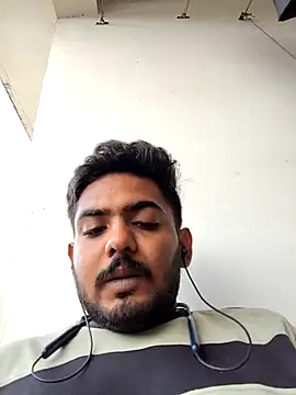 Snapshot of roselover2222 chatting on June 5, 2026, 4:41 am roselover2222 online show from June 5, 2026, 4:41 am