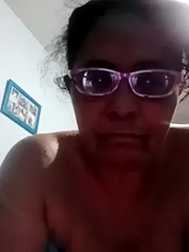 Snapshot of sexymomsn chatting on May 21, 2026, 10:28 pm sexymomsn online show from May 21, 2026, 10:28 pm