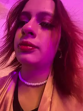 steffmontespink18 online show from April 2, 2026, 1:09 pm