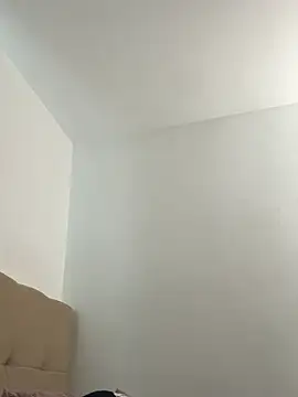 SHANNE     online show from April 16, 2026, 2:18 pm