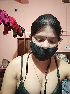 Snapshot of itz-priya chatting on July 5, 2026, 5:09 pm itz-priya online show from July 5, 2026, 5:09 pm