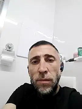 Alexandro111777 online show from April 11, 2026, 3:11 am