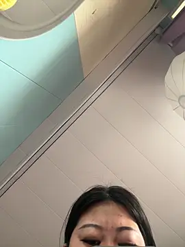 Snapshot of zhenzhen_bb chatting on March 23, 2026, 6:28 am zhenzhen bb online show from March 23, 2026, 6:28 am