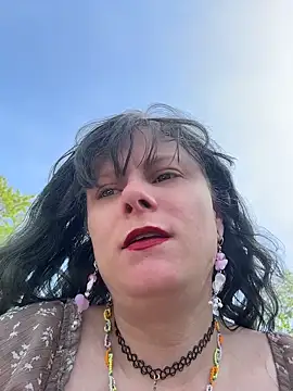 Snapshot of mango-kitty chatting on June 2, 2026, 7:38 pm mango-kitty online show from June 2, 2026, 7:38 pm