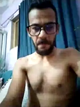 Alimohamed08 online show from July 4, 2026, 8:59 pm