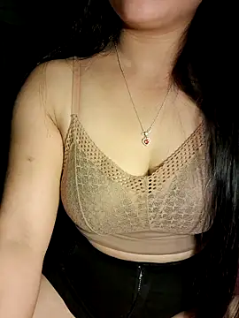 Snapshot of Bella-ox19 chatting on March 23, 2026, 12:53 pm Bella-ox19 online show from March 23, 2026, 12:53 pm