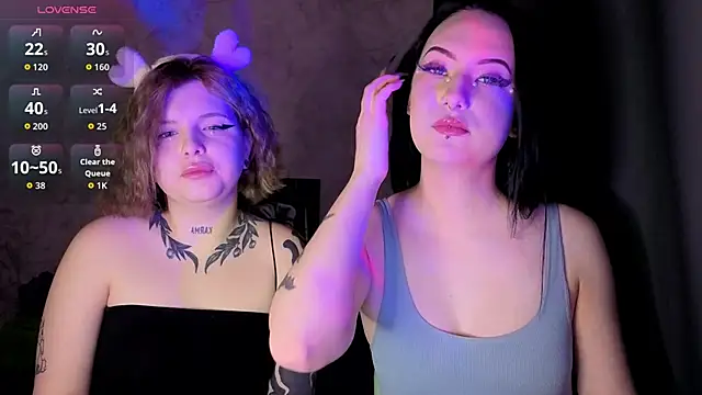 Snapshot of Luna_XoXoXo chatting on March 27, 2026, 5:57 am Luna XoXoXo online show from March 27, 2026, 5:57 am