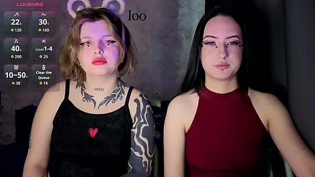 Snapshot of Luna_XoXoXo chatting on March 28, 2026, 5:40 am Luna XoXoXo online show from March 28, 2026, 5:40 am