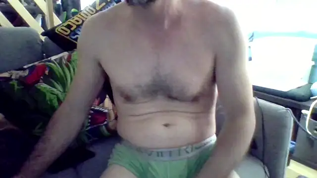 ACruoreX online show from May 7, 2026, 12:05 am