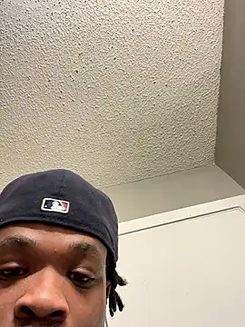 doublegee00 online show from March 23, 2026, 1:26 pm