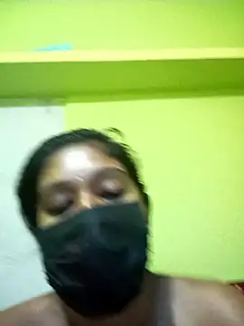 bannerjeesneha20 online show from April 23, 2026, 12:29 pm