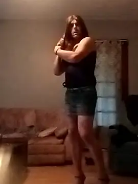 CloeMayTaylor online show from April 24, 2026, 12:24 am