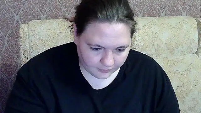 Snapshot of ElviraOreilllyX chatting on May 26, 2026, 6:15 pm ElviraOreilllyX online show from May 26, 2026, 6:15 pm