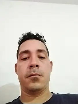 Snapshot of Gabriel_leon33 chatting on June 8, 2026, 6:52 pm Gabriel leon33 online show from June 8, 2026, 6:52 pm