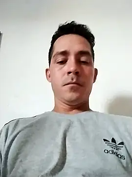Snapshot of Gabriel_leon33 chatting on June 11, 2026, 9:46 pm Gabriel leon33 online show from June 11, 2026, 9:46 pm