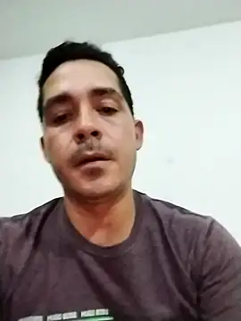 Snapshot of Gabriel_leon33 chatting on June 23, 2026, 8:12 am Gabriel leon33 online show from June 23, 2026, 8:12 am