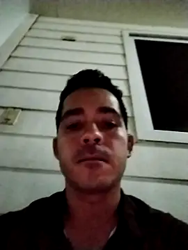 Snapshot of Gabriel_leon33 chatting on June 24, 2026, 3:16 am Gabriel leon33 online show from June 24, 2026, 3:16 am