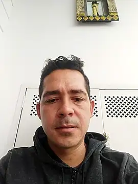 Snapshot of Gabriel_leon33 chatting on June 24, 2026, 5:12 pm Gabriel leon33 online show from June 24, 2026, 5:12 pm