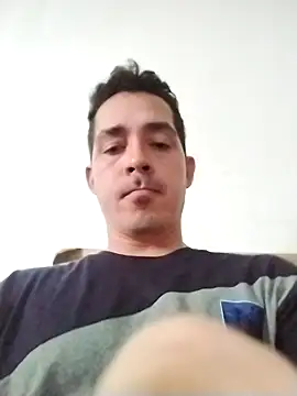 Snapshot of Gabriel_leon33 chatting on June 26, 2026, 1:59 pm Gabriel leon33 online show from June 26, 2026, 1:59 pm