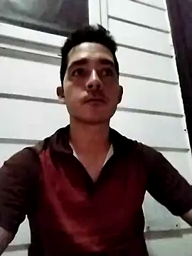 Snapshot of Gabriel_leon33 chatting on June 28, 2026, 1:00 am Gabriel leon33 online show from June 28, 2026, 1:00 am