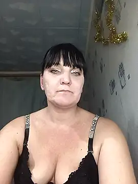 Milashkaqw online show from April 25, 2026, 5:54 pm