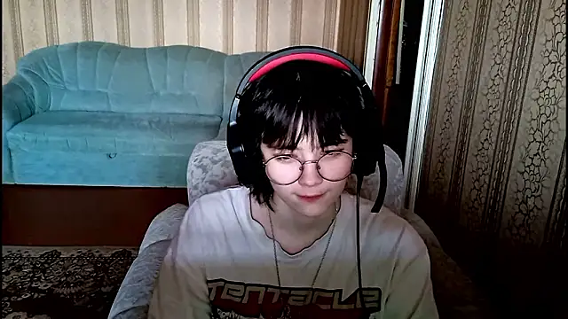 ShaynaLinley online show from March 28, 2026, 9:09 am