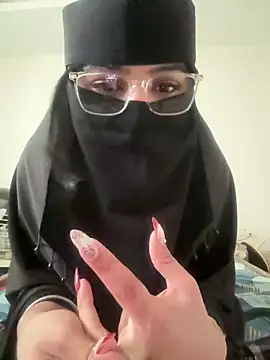 Snapshot of karandeep_kaur_isback chatting on March 25, 2026, 7:14 am karandeep kaur isback online show from March 25, 2026, 7:14 am